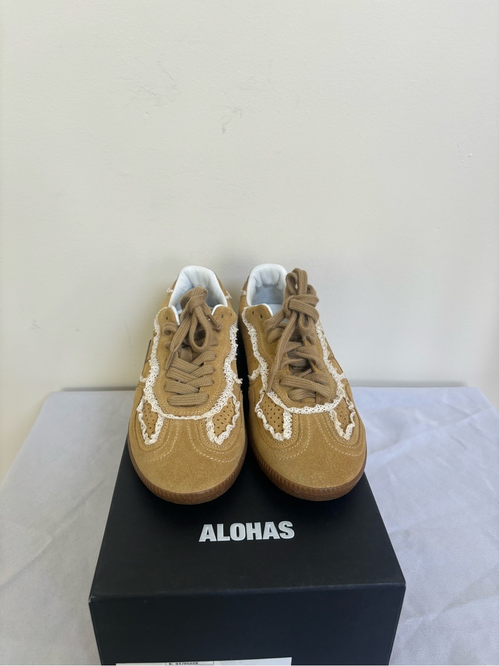 Alohas Tb490 Crochet Suede Sneakers Honey, Sz38 US 7/7.5 Womens NWB